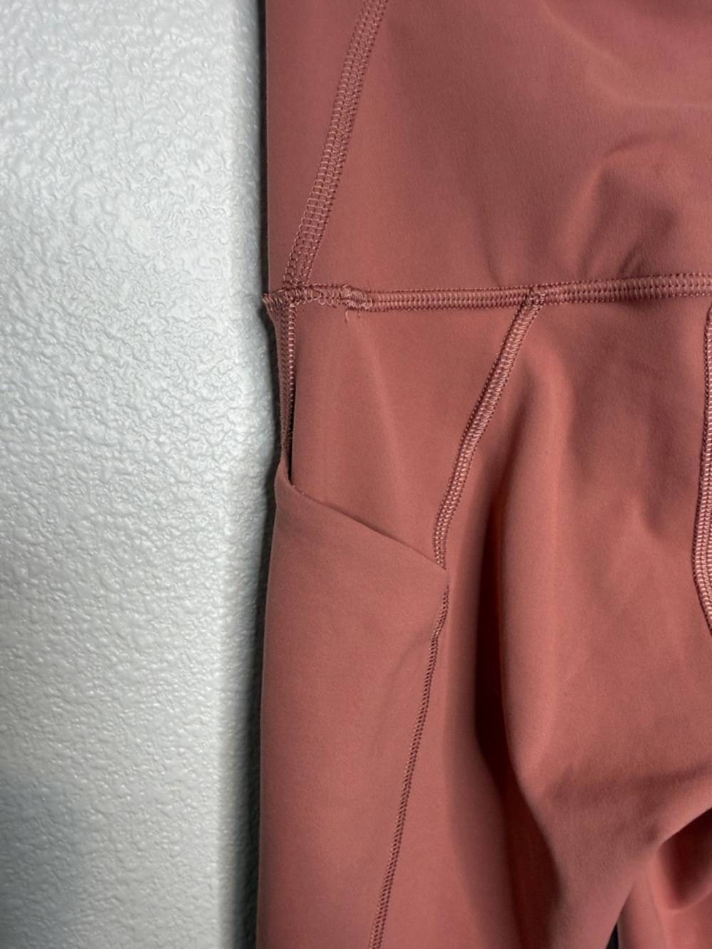 Lululemon Wunder Train High-Rise Tight with Pockets 25" Size 2 - Picture 5 of 6